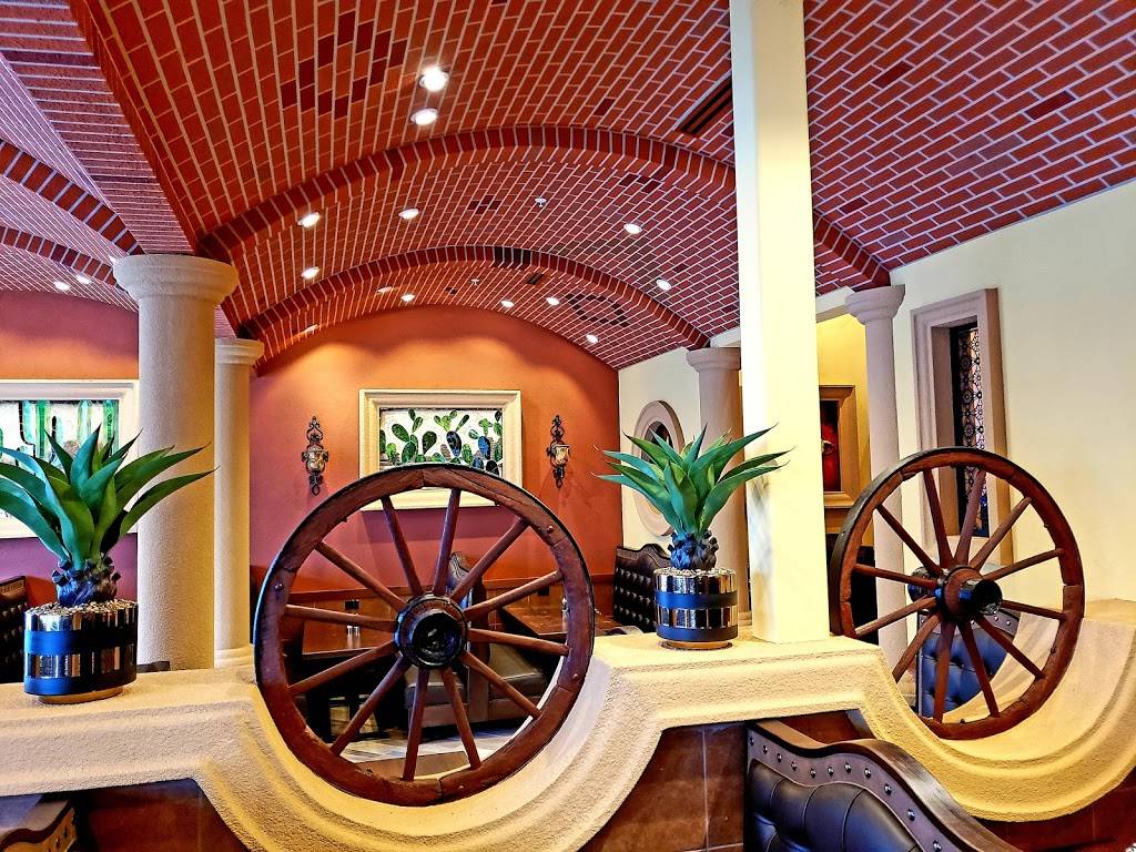 Rancheros Mexican Restaurant | restaurant | 7508 Beechmont Ave, Cincinnati, OH 45255, USA | 5132320156 OR +1 513-232-0156