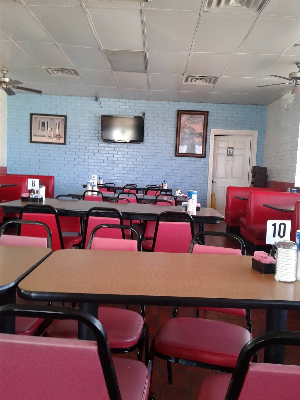 Renes Restaurant | restaurant | 1912 Speight Ave, Waco, TX 76706, USA | 2547524698 OR +1 254-752-4698