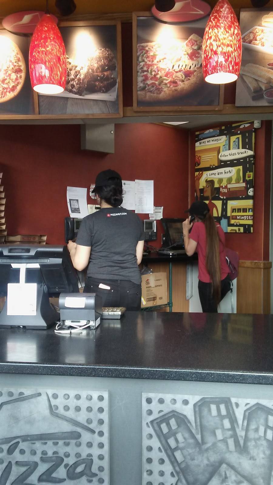 Pizza Hut | restaurant | 4110 N Lakewood Blvd, Long Beach, CA 90808, USA | 5624258887 OR +1 562-425-8887