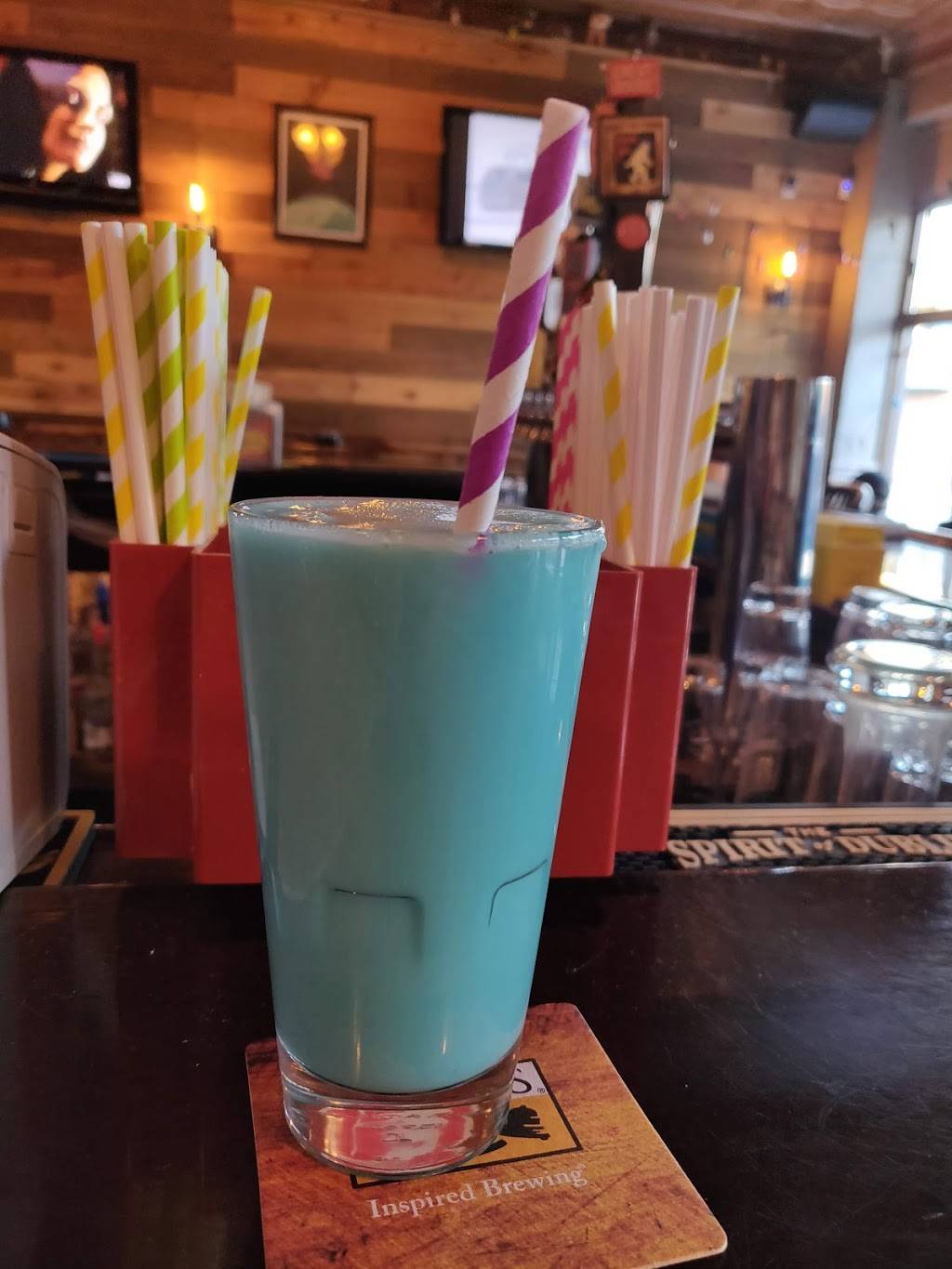 The Side Quest | restaurant | 17900 Detroit Ave, Lakewood, OH 44107, USA | 2162281212 OR +1 216-228-1212