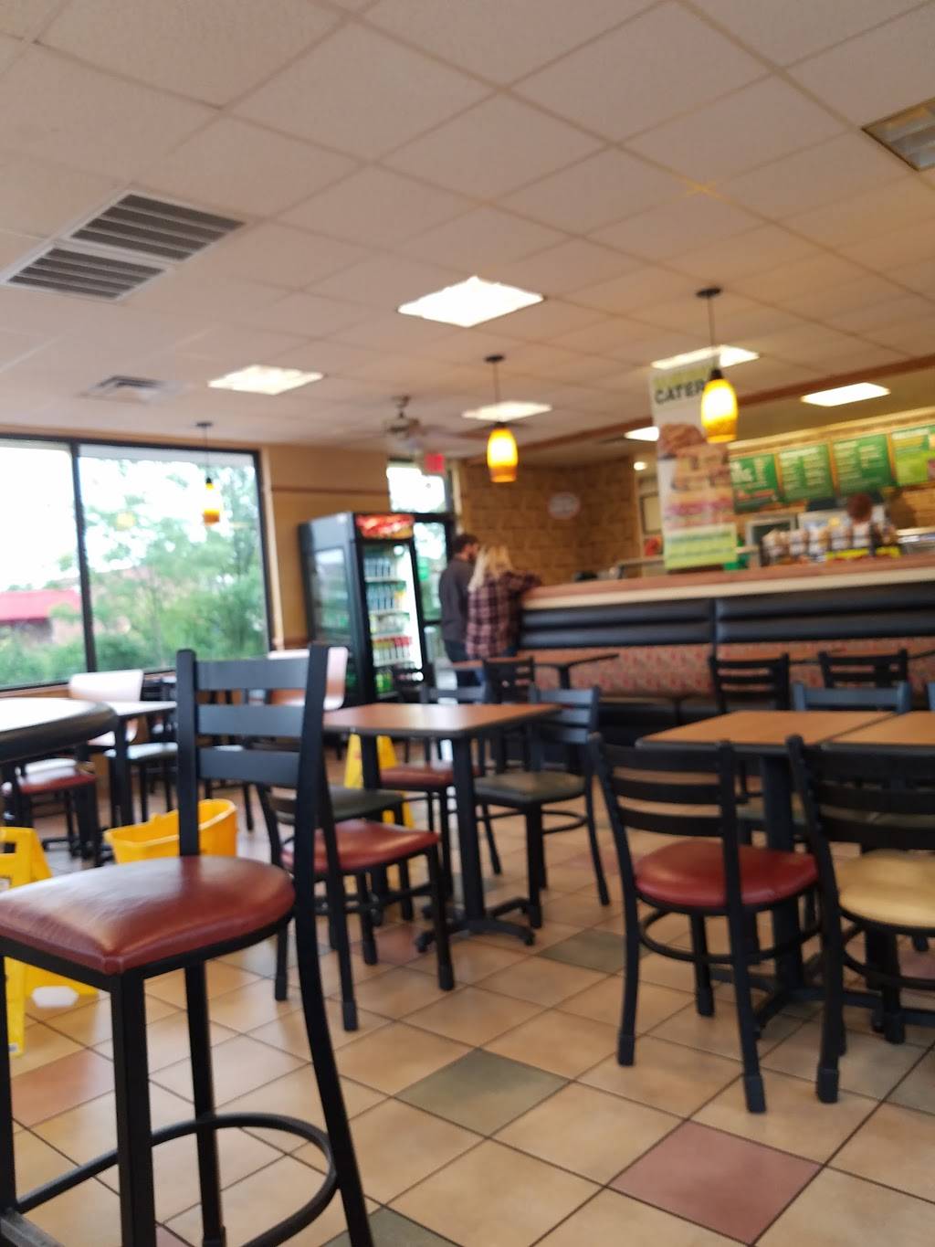 Subway | restaurant | 2 Shoppers Dr, Winchester, KY 40391, USA | 8597447783 OR +1 859-744-7783