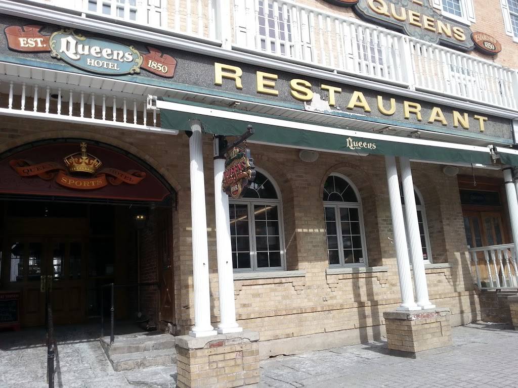 Queens Hometown Pub & Queens Nightclub | night club | 94 Dunlop St E, Barrie, ON L4M 1A4, Canada | 7057282424 OR +1 705-728-2424