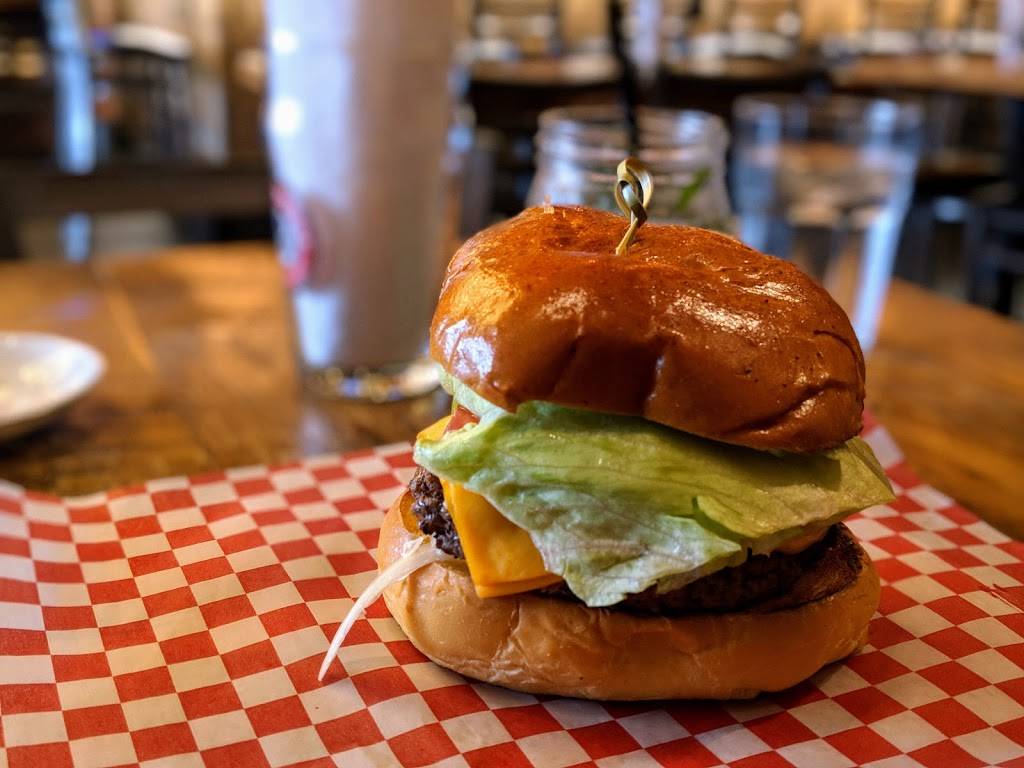 Notre-Boeuf-De-Grâce | restaurant | 3834 Boulevard de la Côte-Vertu, Saint-Laurent, QC H4R 1P8, Canada | 5143316933 OR +1 514-331-6933