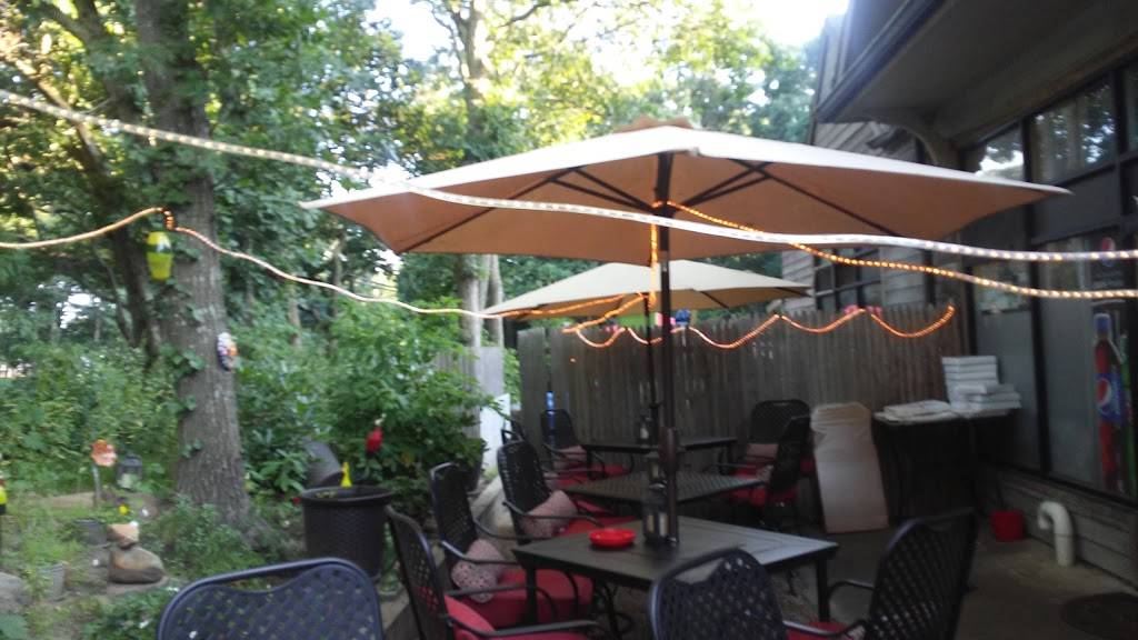 Ryders Wings & Things | restaurant | 283 Springs Fireplace Rd, East Hampton, NY 11937, USA | 6313292500 OR +1 631-329-2500