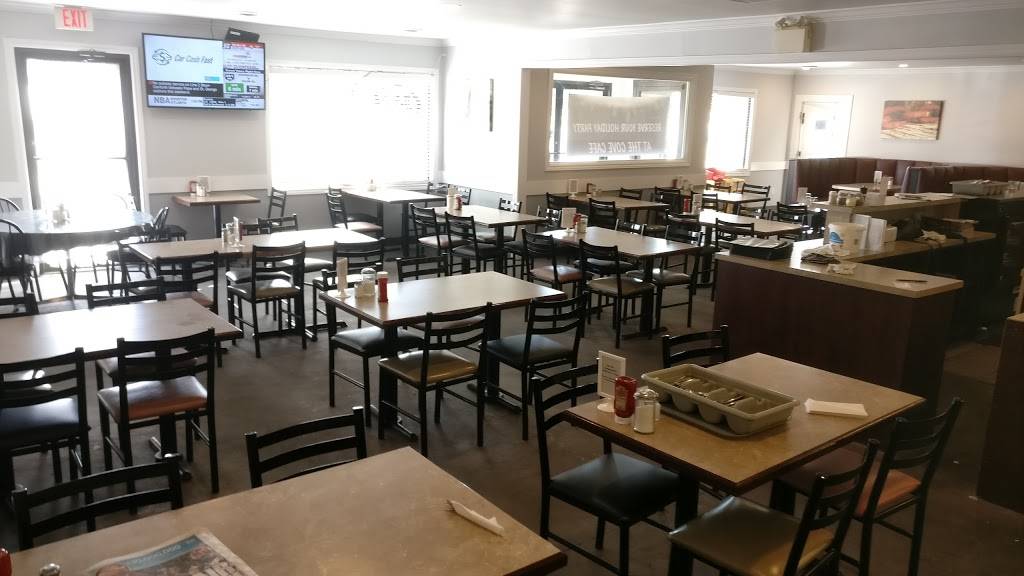 The Cove Cafe | restaurant | 902 Lockhart Rd, Innisfil, ON L9S 4V2, Canada | 7054362654 OR +1 705-436-2654