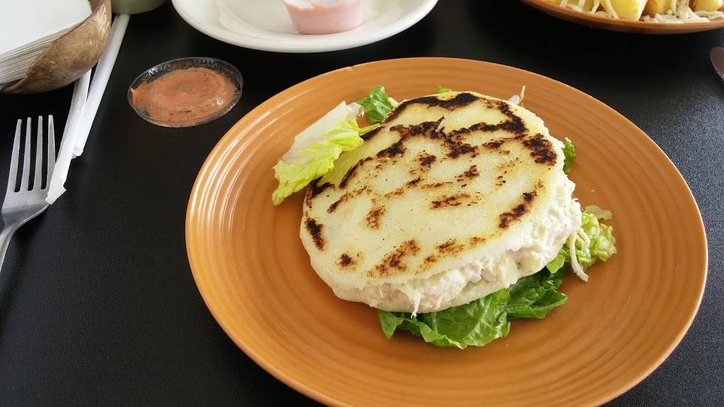 Empanada Express Grill | restaurant | 4301 W 44th Ave, Denver, CO 80212, USA | 3039558362 OR +1 303-955-8362