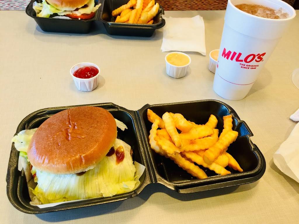Milos Hamburgers | restaurant | 1210 Inverness Highland Dr, Birmingham, AL 35242, USA | 2059916456 OR +1 205-991-6456