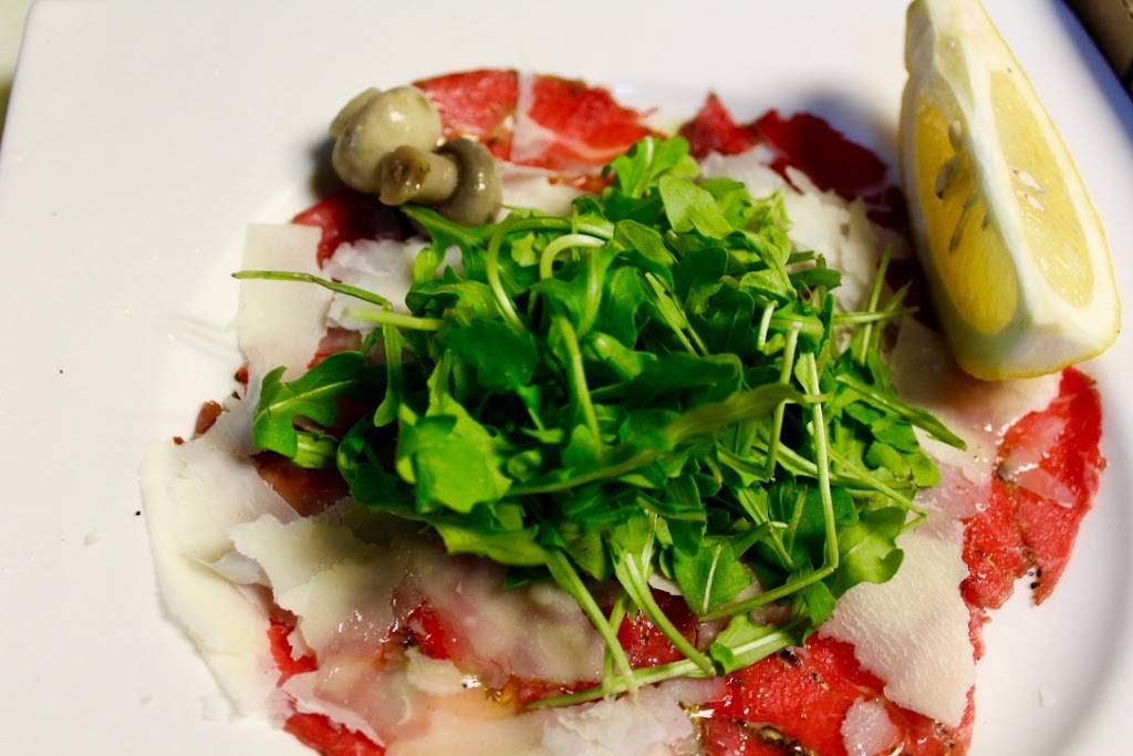 La Vecchia Restaurant Uptown | restaurant | 2405 Yonge St A, Toronto, ON M4P 2E7, Canada | 4164890630 OR +1 416-489-0630