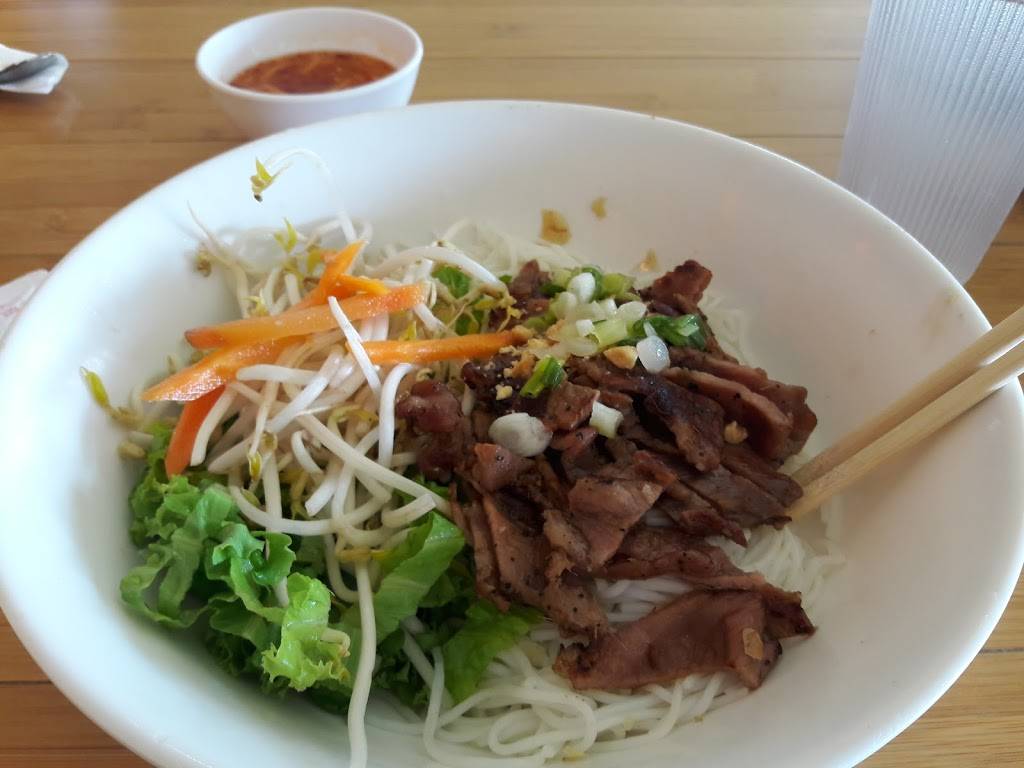 Pho Lee Vietnamese Restaurant | restaurant | 2601 N Interstate 35 Frontage Rd, Round Rock, TX 78664, USA | 5123108585 OR +1 512-310-8585
