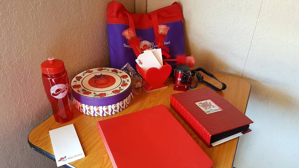 Southern Gals Country Cooking | restaurant | 400 Rodney Orr Bypass, Robbinsville, NC 28771, USA | 8284799405 OR +1 828-479-9405