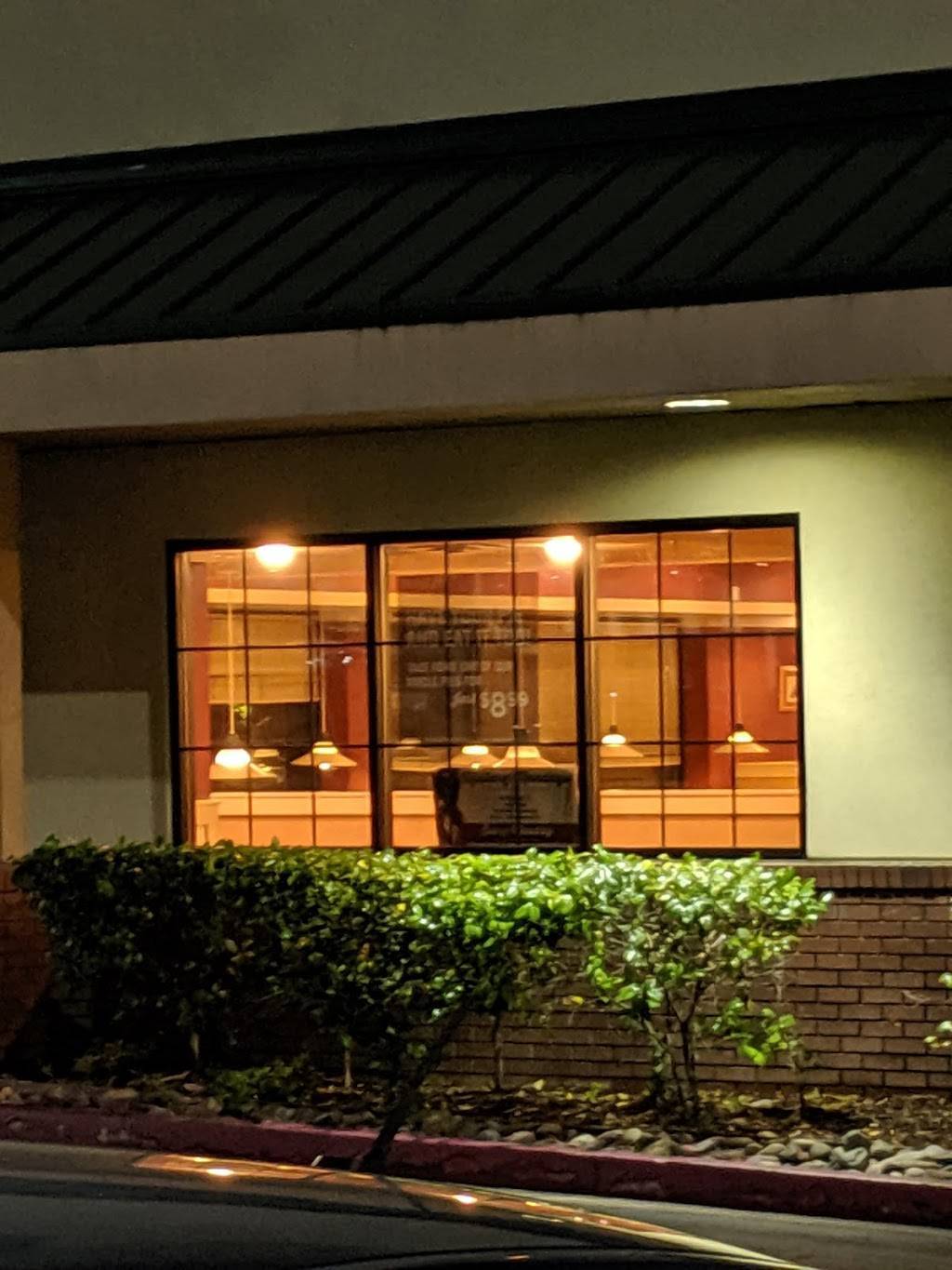 HomeTown Buffet | restaurant | 1380 Churn Creek Rd, Redding, CA 96003, USA | 5302241711 OR +1 530-224-1711