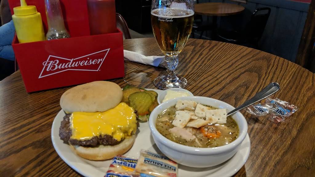 Spillway Grill & Bar | restaurant | 1840 Madison Ave # 8, Council Bluffs, IA 51503, USA | 7123229621 OR +1 712-322-9621