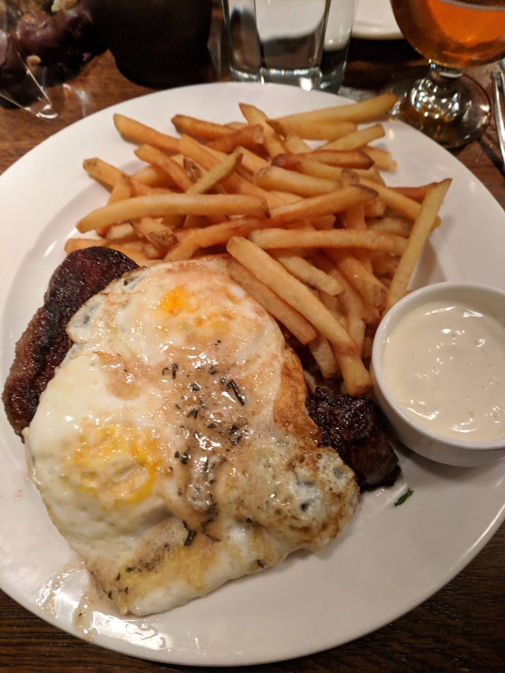 The Sovereign | restaurant | 1206 Wisconsin Ave NW, Washington, DC 20007, USA | 2027745875 OR +1 202-774-5875