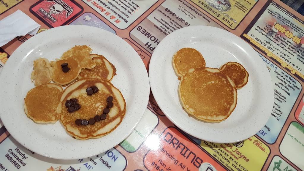 Back In Time Diner | restaurant | 1703 E Okmulgee Ave, Muskogee, OK 74403, USA | 9186843263 OR +1 918-684-3263