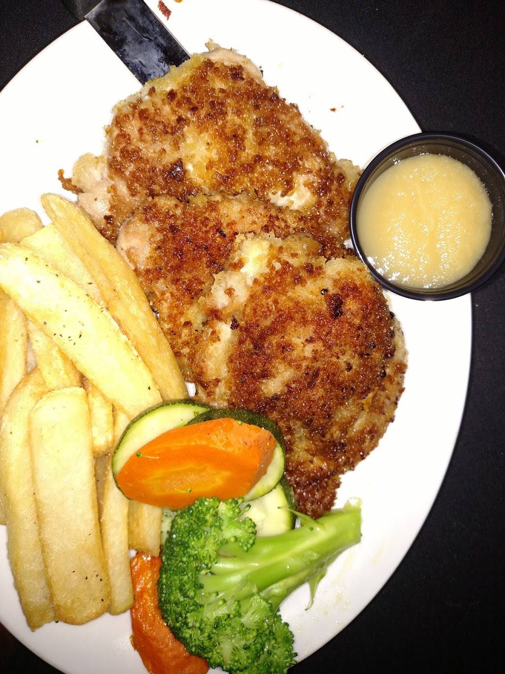 Cafe La Maze | restaurant | 1441 Highland Ave, National City, CA 91950, USA | 6194743222 OR +1 619-474-3222