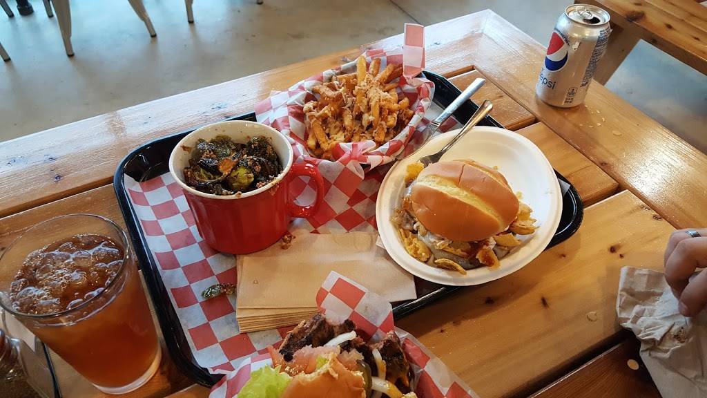 Rubys Roadside Grill | restaurant | 2323 S Roosevelt Dr, Seaside, OR 97138, USA | 5037397333 OR +1 503-739-7333