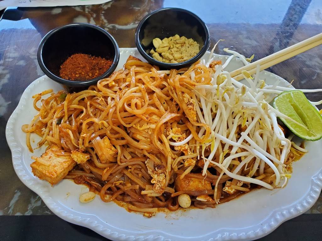 Dali’s Lao Thai Cafe | restaurant | 1181 Rinehart Rd, Sanford, FL 32771, USA | 3213633728 OR +1 321-363-3728