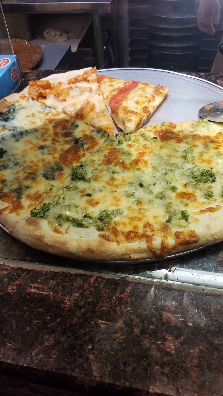 Bennys Kosher Pizza | restaurant | 18130 Union Tpke, Flushing, NY 11366, USA | 7189691928 OR +1 718-969-1928