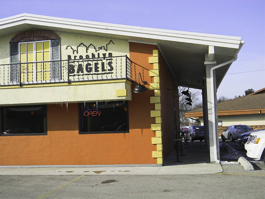 Brooklyns/Brooklyn Bagels Cafe | bakery | 3007 Henry St, Muskegon, MI 49441, USA | 2317334030 OR +1 231-733-4030