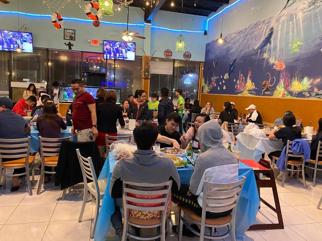 Shabang Crawfish & Mi Quang | restaurant | 13734 TX-249 #D, Houston, TX 77086, USA | 3465704063 OR +1 346-570-4063