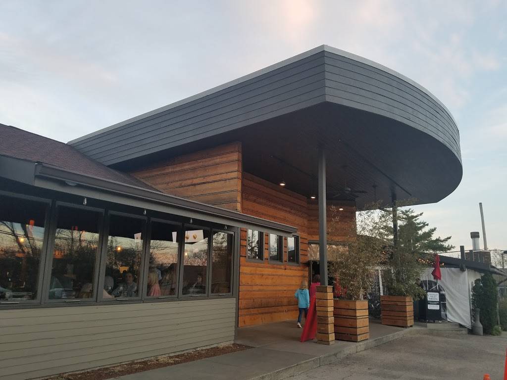 Urban Grub | restaurant | 2506 12th Ave S, Nashville, TN 37203, USA | 6156799342 OR +1 615-679-9342