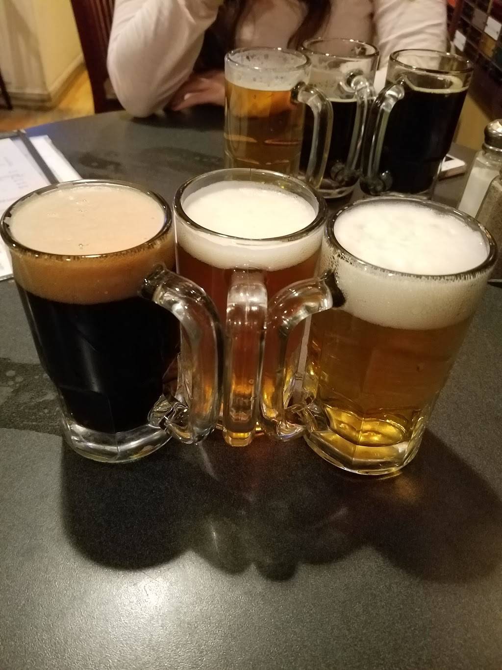 Mahaffeys Pub | restaurant | 2706 Dillon St, Baltimore, MD 21224, USA | 4102769899 OR +1 410-276-9899