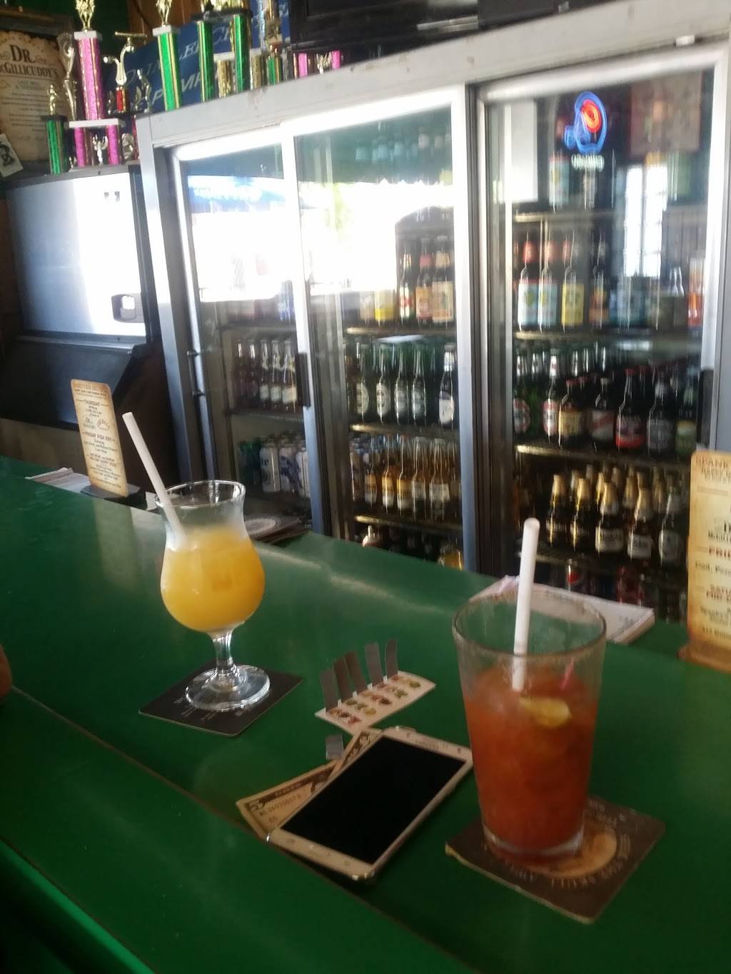 Spankys Bar & Grill | restaurant | 2325 52nd St, Kenosha, WI 53140, USA | 2626577883 OR +1 262-657-7883