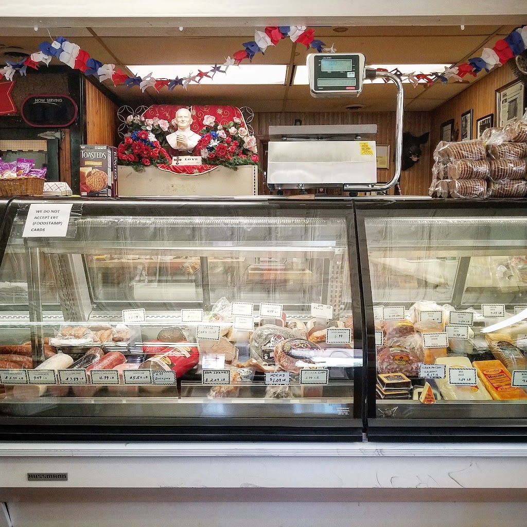 Piekutowskis Distributors | restaurant | 4100 N Florissant Ave, St. Louis, MO 63107, USA | 3145346256 OR +1 314-534-6256