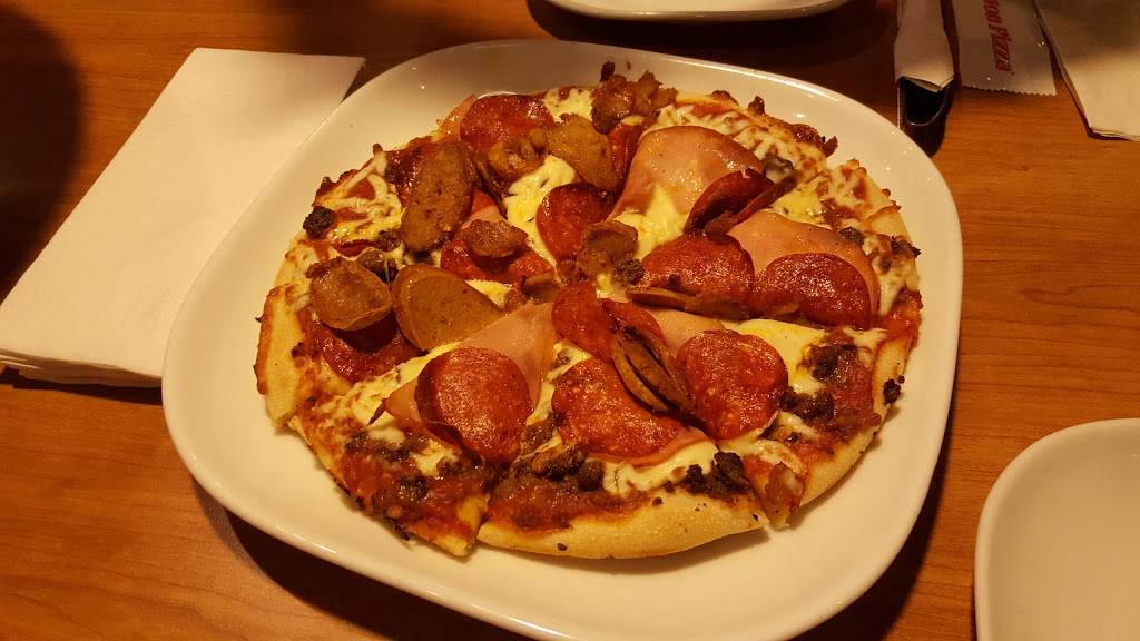 Boston Pizza | restaurant | 1111 Elgin St W, Cobourg, ON K9A 5H7, Canada | 9053724222 OR +1 905-372-4222