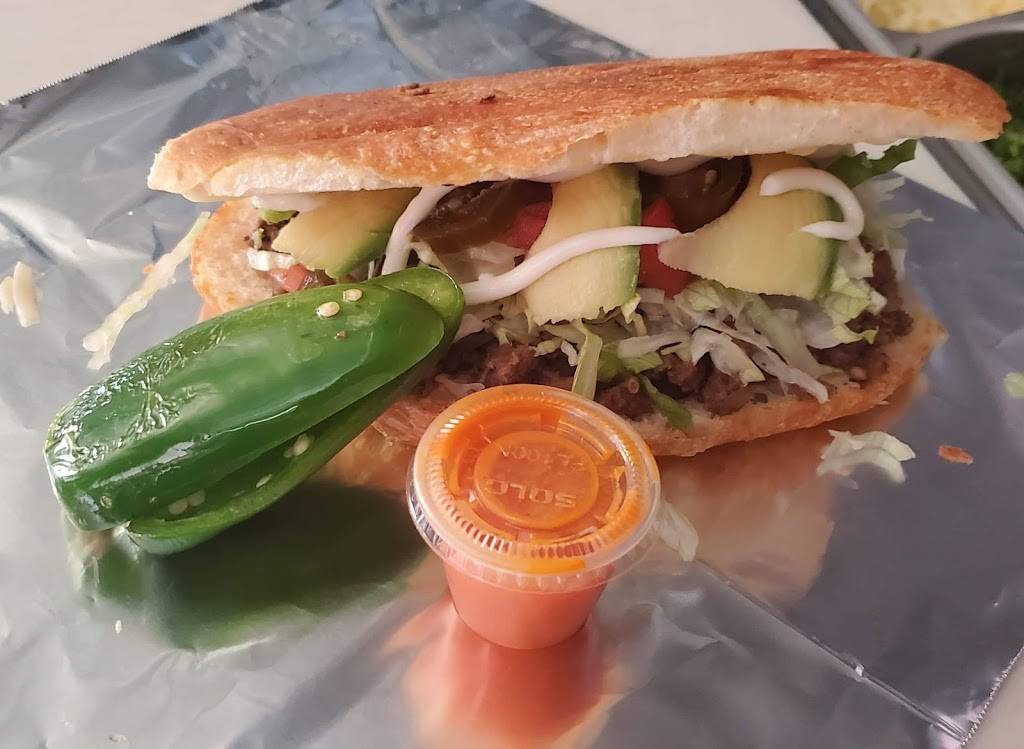 Venturas Taco | restaurant | 3109 S Kinnickinnic Ave, Milwaukee, WI 53207, USA | 4143240004 OR +1 414-324-0004