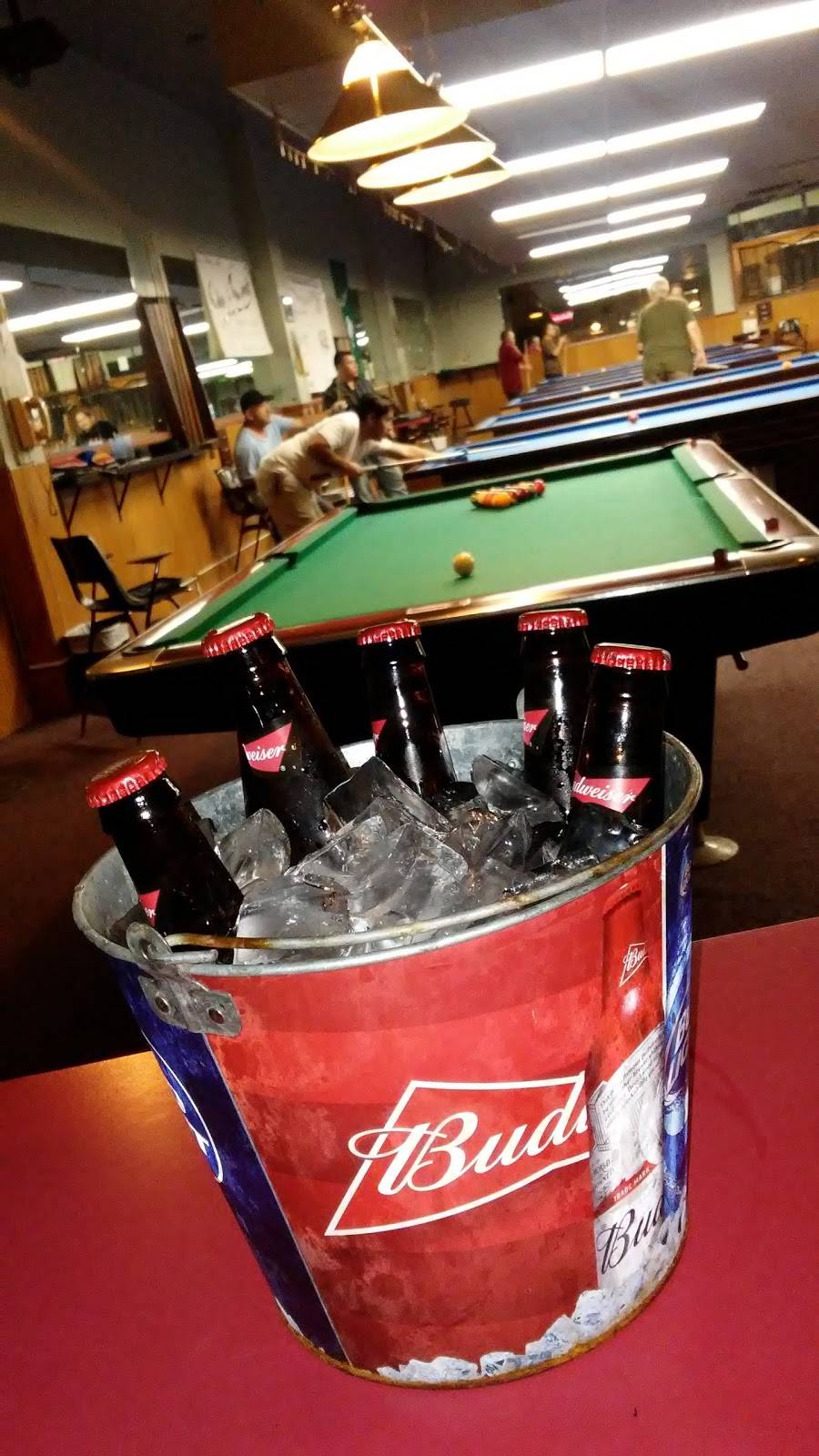 College Billiards | restaurant | 5303 El Cajon Blvd, San Diego, CA 92115, USA | 6195824550 OR +1 619-582-4550