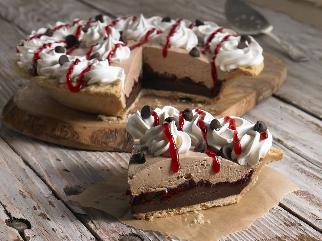 Cocos Bakery Restaurant | restaurant | 60 W Foothill Blvd, Upland, CA 91786, USA | 9099859604 OR +1 909-985-9604