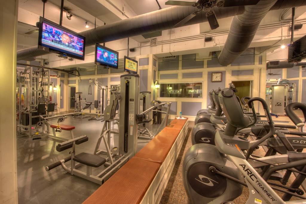 TCR The Club of Riverdale | restaurant | 2600 Netherland Ave, Bronx, NY 10463, USA | 7187969099 OR +1 718-796-9099