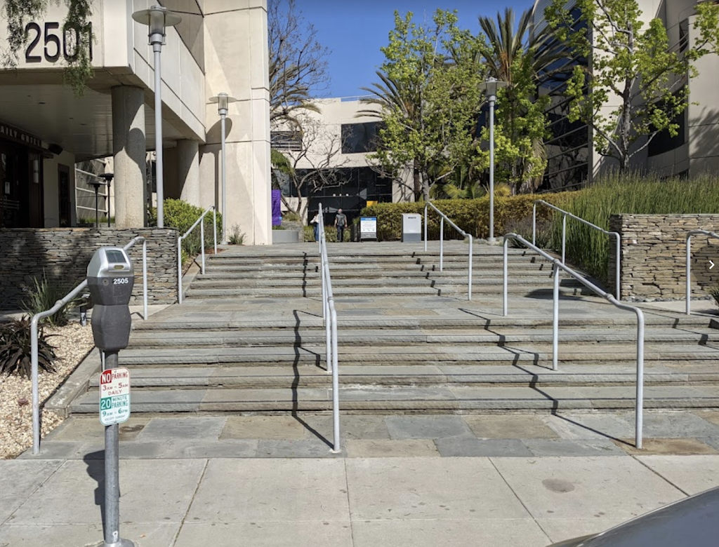 SAJJ Mediterranean at Kitchen United MIX | restaurant | 2501 Colorado Ave, Santa Monica, CA 90404, USA | 4245384269 OR +1 424-538-4269