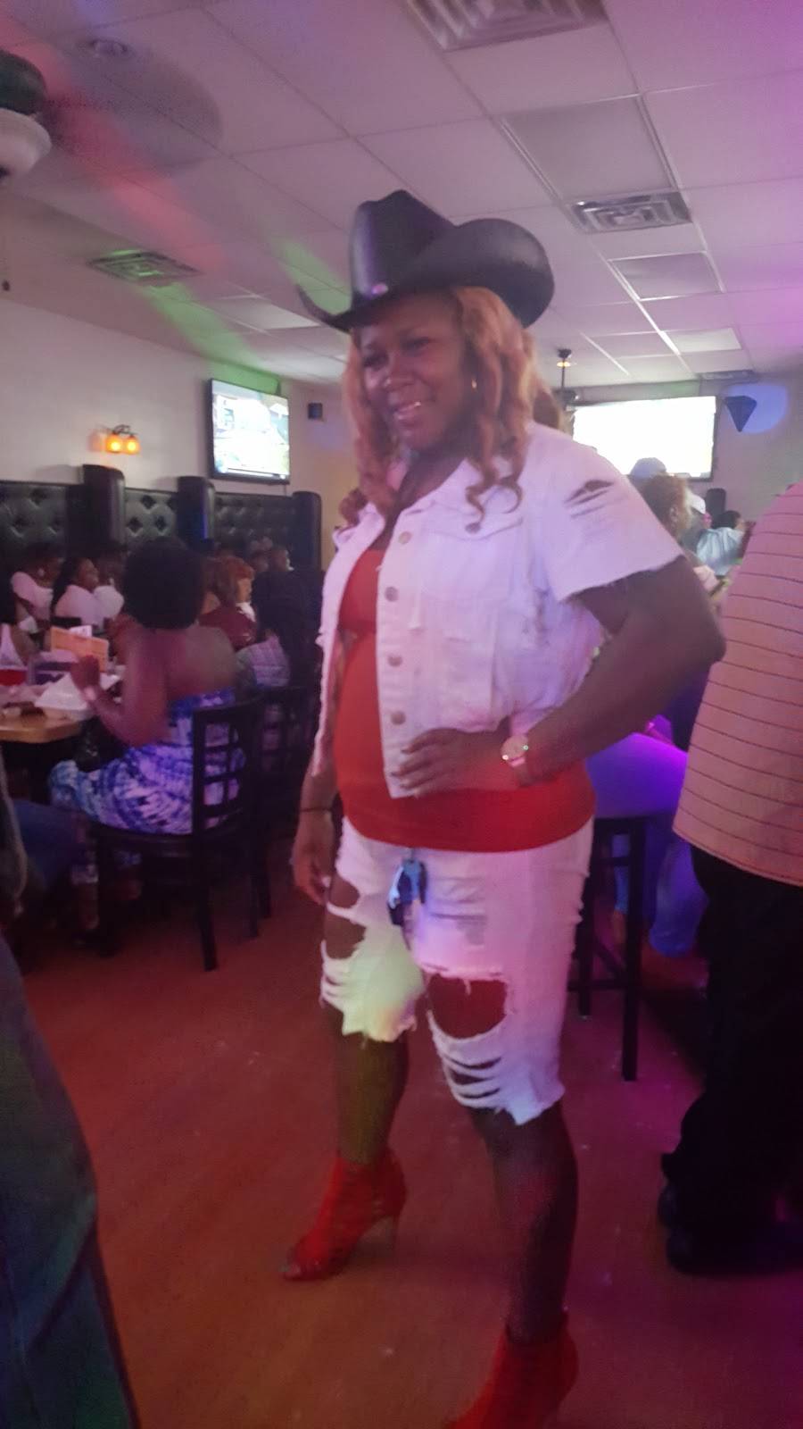 Reggae Grill | night club | 301 Rice Meadow Way #7, Columbia, SC 29229, USA | 8035696395 OR +1 803-569-6395