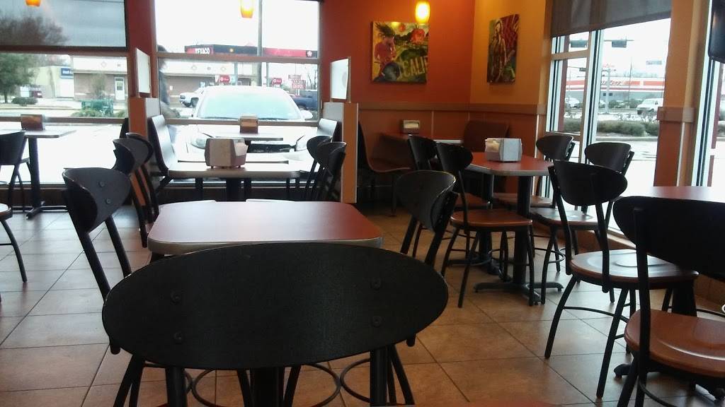 Jack in the Box | restaurant | 2218 Little York Rd, Houston, TX 77093, USA | 7136973813 OR +1 713-697-3813