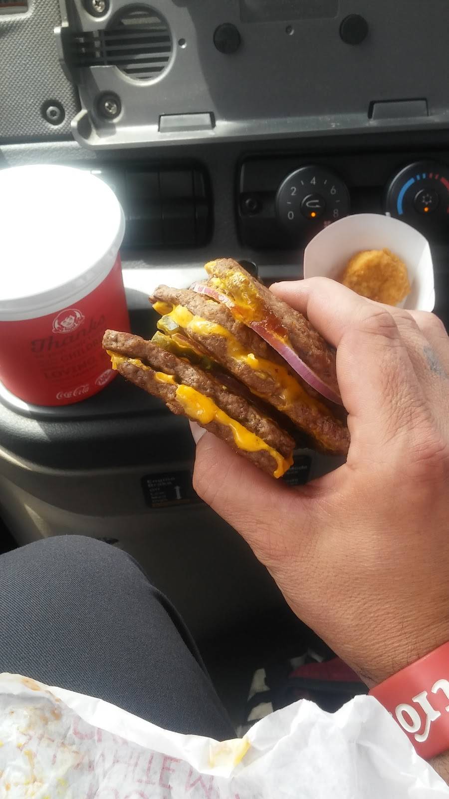 Wendys | restaurant | 5113 W Mercury Blvd, Newport News, VA 23605, USA | 7578263750 OR +1 757-826-3750