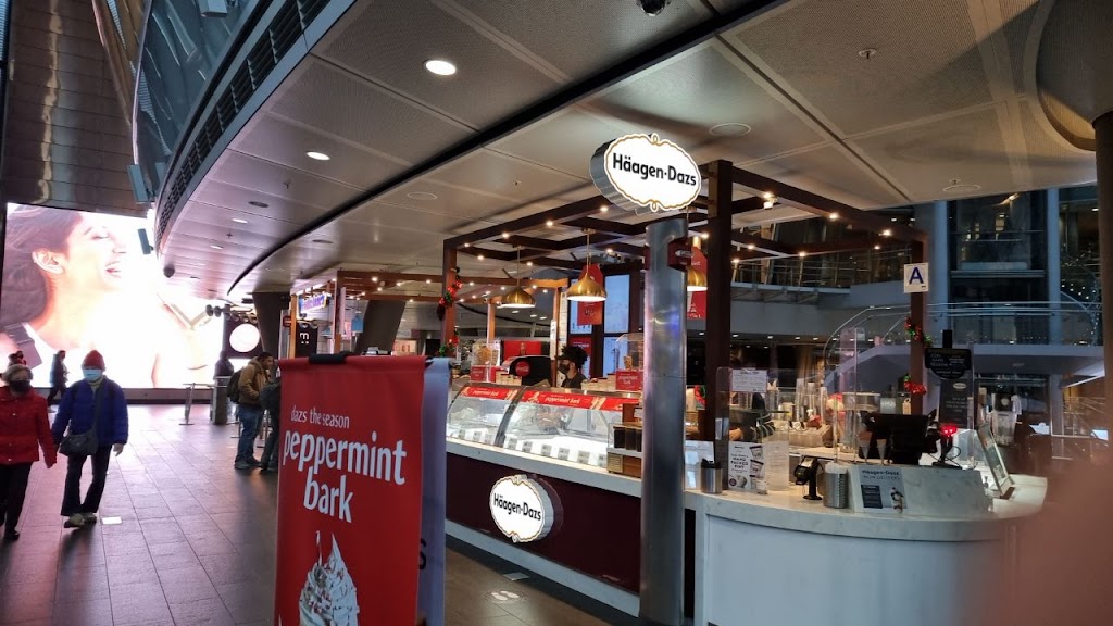 Häagen Dazs | restaurant | 200 Broadway, New York, NY 10038, USA | 2122330171 OR +1 212-233-0171