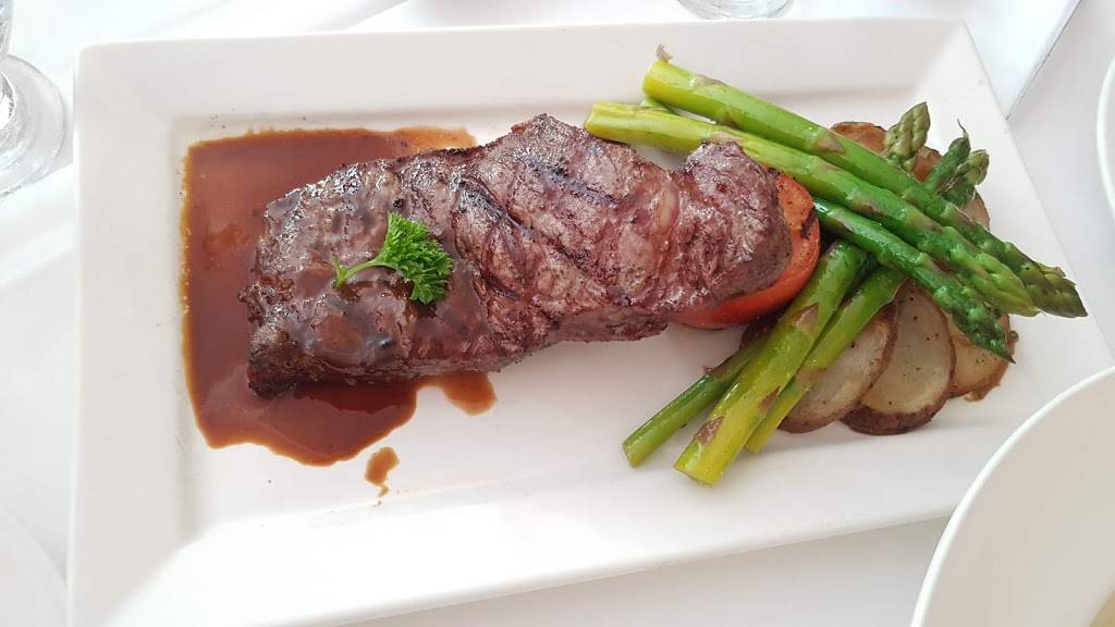 Bistro Five61 | restaurant | 561 Avenue Rd, Toronto, ON M4V 2J8, Canada | 4169232233 OR +1 416-923-2233