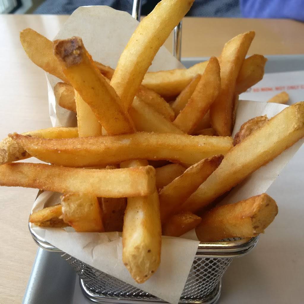 A&W Canada | restaurant | 1660 Heron Rd, Ottawa, ON K1V 2P5, Canada | 6137316644 OR +1 613-731-6644