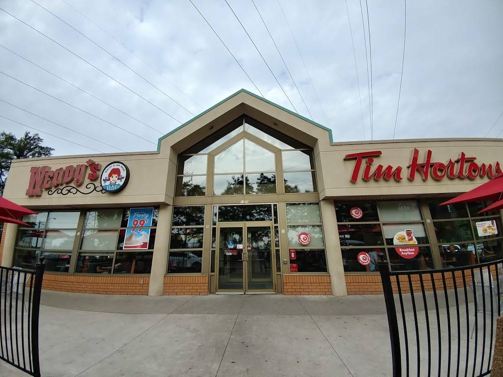 Wendys | restaurant | 5250 Dundas St W, Etobicoke, ON M9B 1A9, Canada | 4162348666 OR +1 416-234-8666