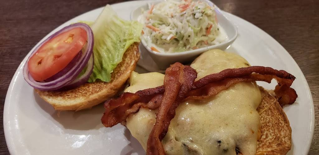 Granite City Food & Brewery | restaurant | 49 W Maryland St, Indianapolis, IN 46204, USA | 3178032025 OR +1 317-803-2025