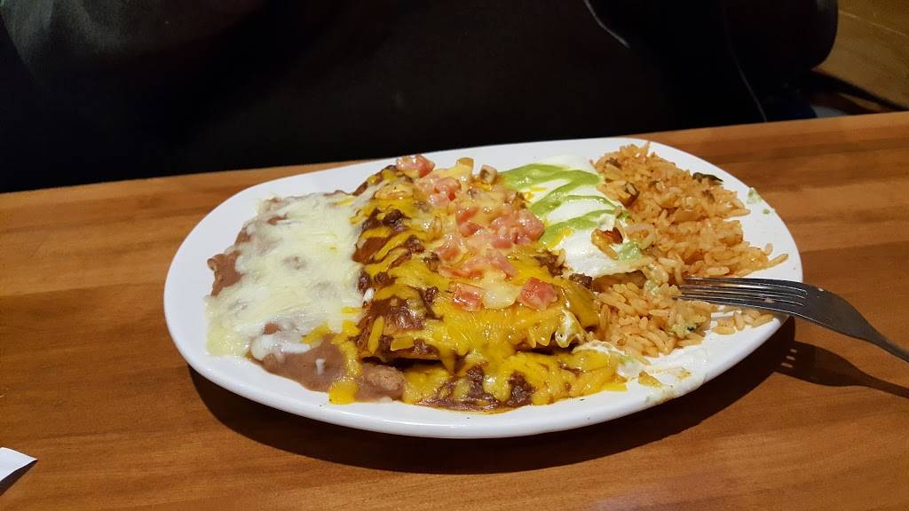 Cantina Laredo | restaurant | 8008 Cedar Springs Road, Dallas, TX 75235, USA | 2146540769 OR +1 214-654-0769