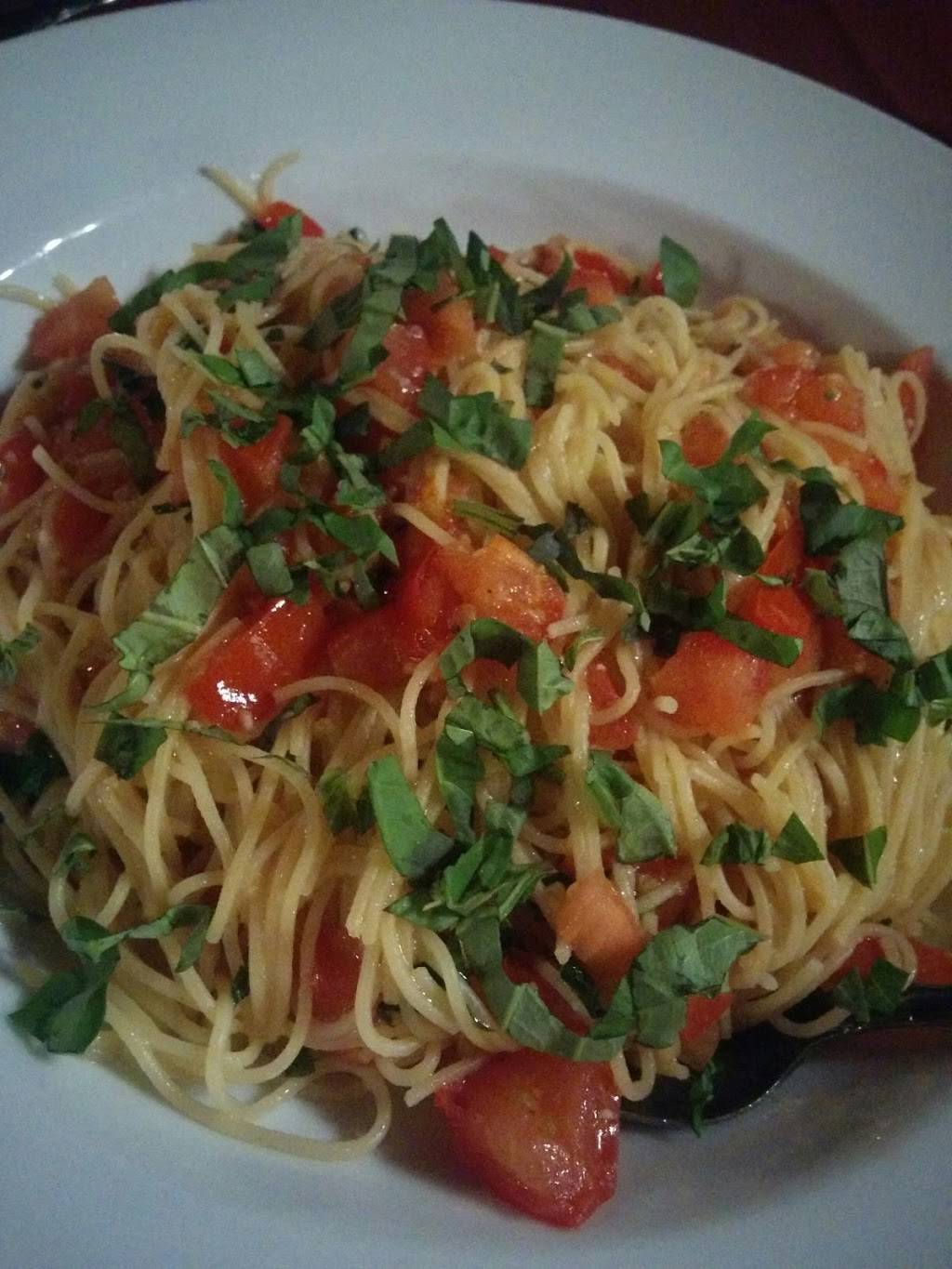 Isabellas | restaurant | 330 6th St #112, Redlands, CA 92374, USA | 9097922767 OR +1 909-792-2767