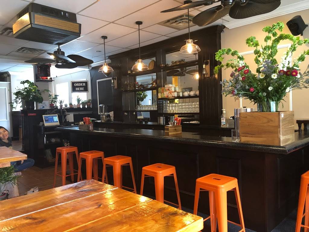 Pad Thai Noodle | restaurant | 256 N Craig St, Pittsburgh, PA 15213, USA | 4126220243 OR +1 412-622-0243