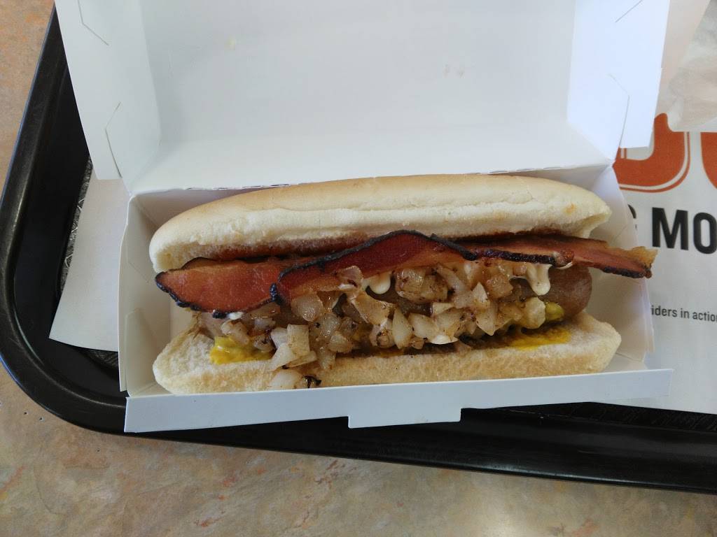 Wienerschnitzel | restaurant | 4501 Jamboree Rd, Newport Beach, CA 92660, USA | 9497529626 OR +1 949-752-9626