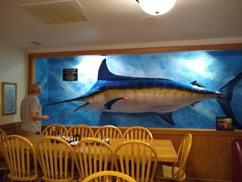 Darrells Restaurant | restaurant | 521 US-64, Manteo, NC 27954, USA | 2524735366 OR +1 252-473-5366