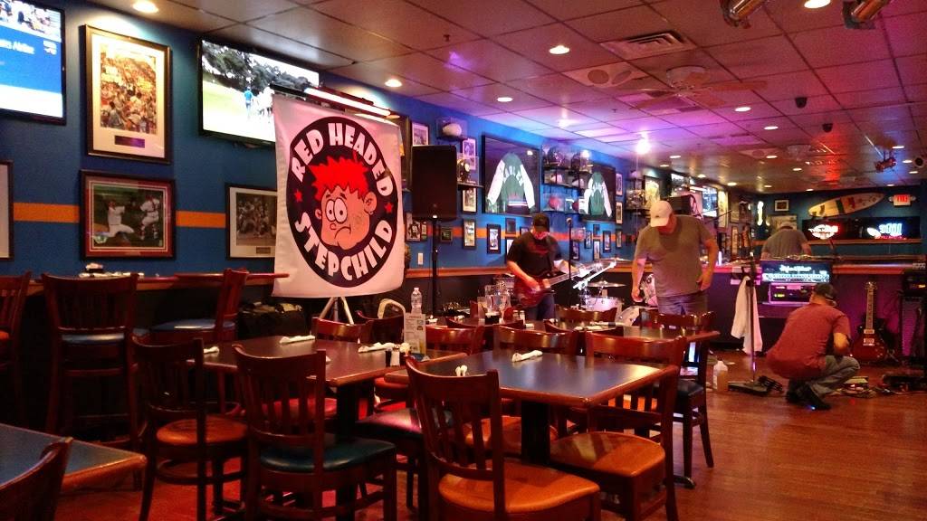 Screwballs Sports Bar & Grille | restaurant | 216 W Beidler Rd #600, King of Prussia, PA 19406, USA | 6103373888 OR +1 610-337-3888
