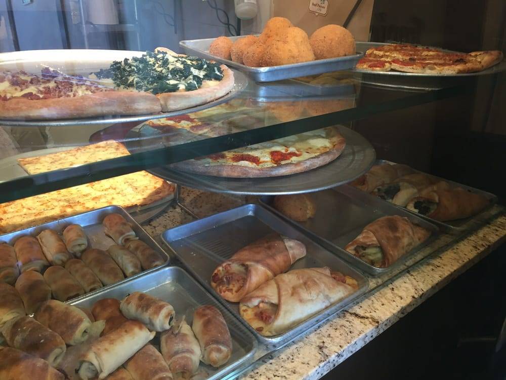 Sofias Pizza | restaurant | 2822 Coney Island Ave, Brooklyn, NY 11235, USA | 7185136301 OR +1 718-513-6301