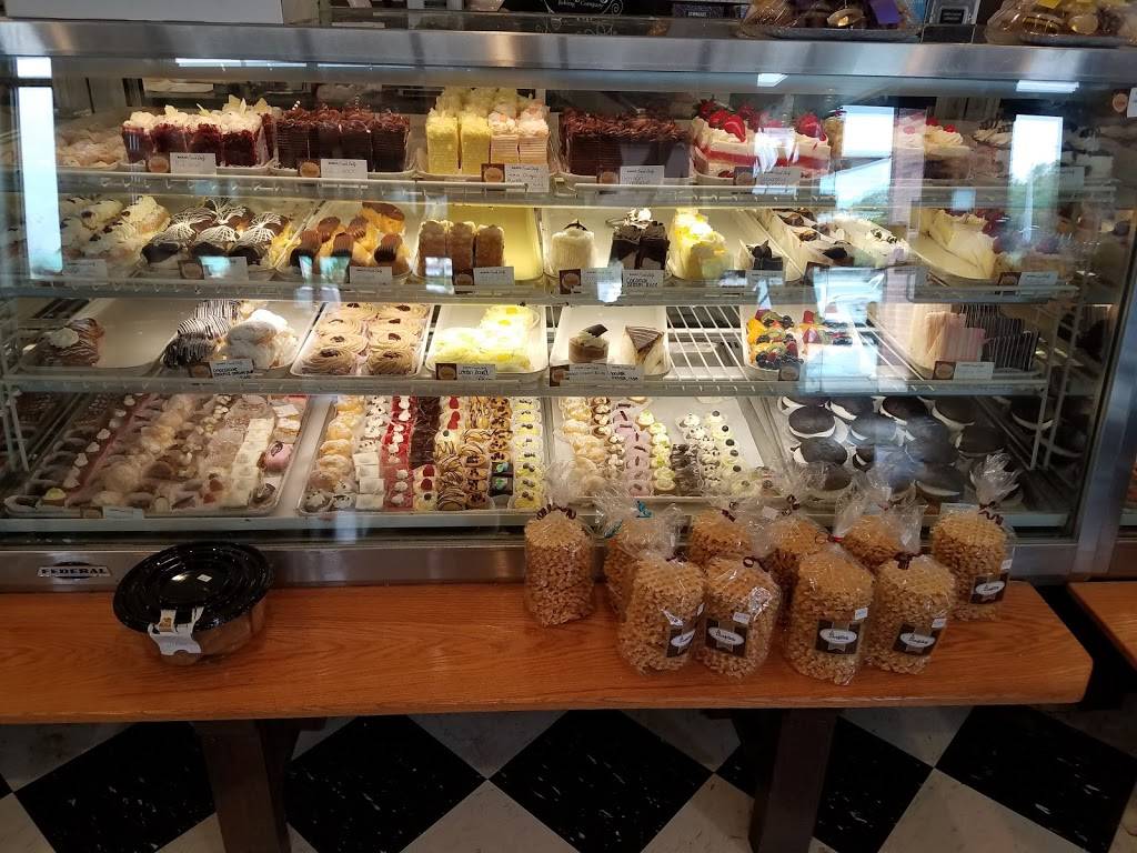 Montilios Baking Company & Pizzeria | restaurant | 703 Granite St, Braintree, MA 02184, USA | 7815355200 OR +1 781-535-5200